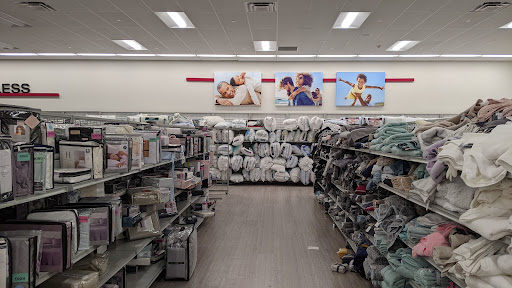 Clothing Store «Burlington Coat Factory», reviews and photos, 275 Main St #4, White Plains, NY 10601, USA