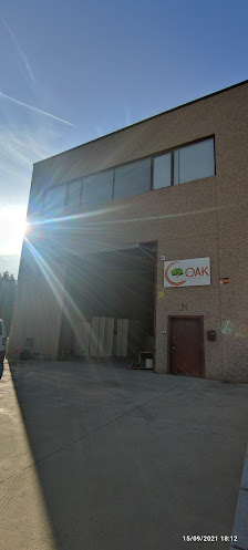 Oak Fusteria Construoak S.L.U. Polígon Industrial Rigsal, Carrer Garraf, 26, 08759 Vallirana, Barcelona, España