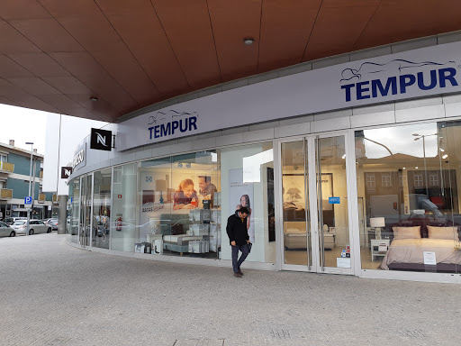 TEMPUR