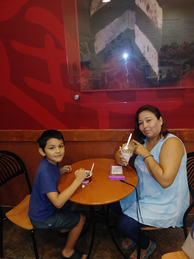 Ice Cream Shop «Cold Stone Creamery», reviews and photos, 11851 Bandera Rd Suite 114, Helotes, TX 78023, USA