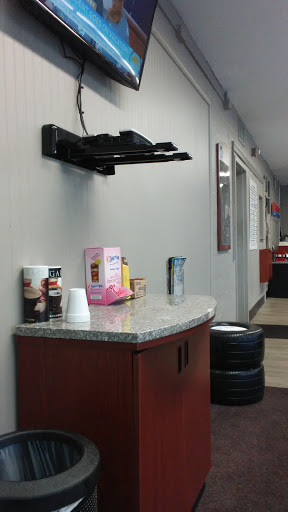 Tire Shop «Firestone Complete Auto Care», reviews and photos, 1524 E High St, Pottstown, PA 19464, USA