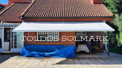 Toldos SolMark – (Fuente el Saz de Jarama)