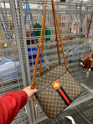 Clothing Store «Ross Dress for Less», reviews and photos, 1425 E Hallandale Beach Blvd, Hallandale Beach, FL 33009, USA