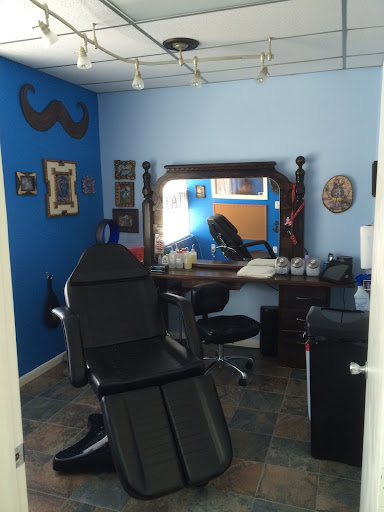 Tattoo Shop «Anchors Up Tattoo», reviews and photos, 720 E Eau Gallie Blvd, Melbourne, FL 32937, USA