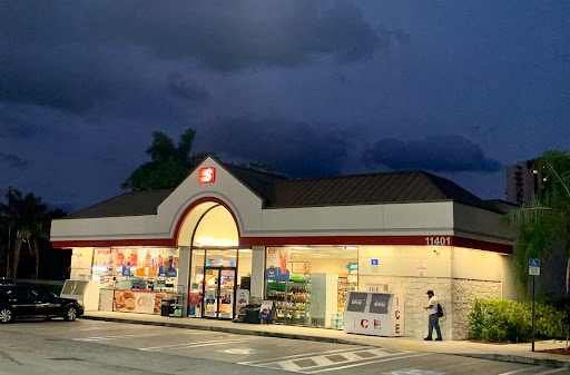 Speedway, 11401 Biscayne Blvd, North Miami, FL 33181, USA, 