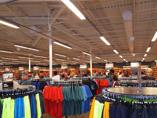 Clothing Store «Nike Clearance Store», reviews and photos, 5209 International Dr, Orlando, FL 32819, USA
