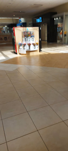 Shopping Mall «Coral Square», reviews and photos, 9469 W Atlantic Blvd, Coral Springs, FL 33071, USA