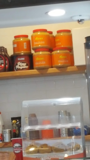 Shopping Mall «Warrenton Village Center», reviews and photos, 251 Lee Hwy, Warrenton, VA 20186, USA