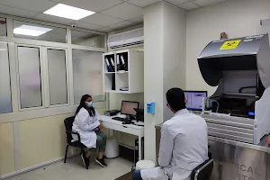 ALHUSSEIN Check-up Clinics image