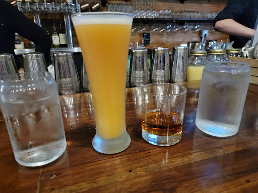 Restaurant «Browndog Treats, Drinks, & Eats», reviews and photos, 120 E Main St, Northville, MI 48167, USA