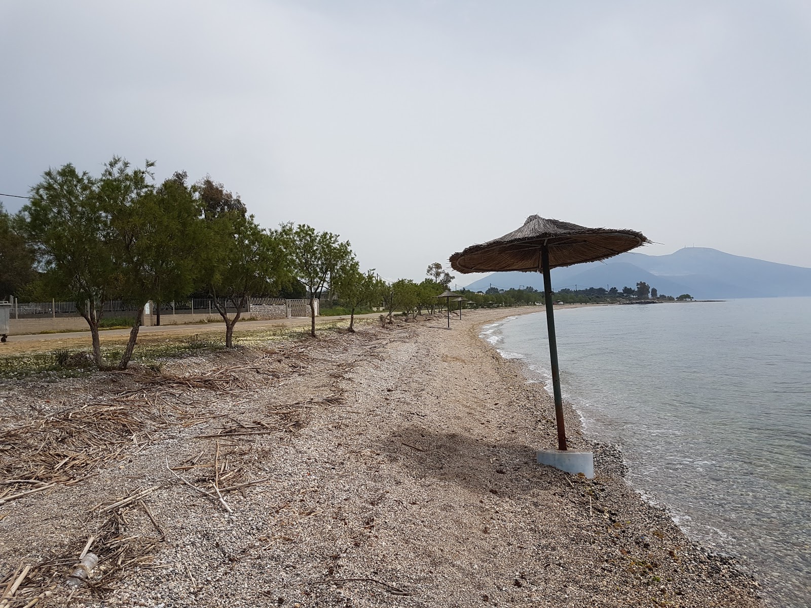 Fotografie cu Kambos beach cu o suprafață de apa pură turcoaz