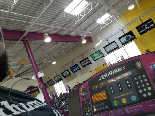 Gym «Planet Fitness», reviews and photos, 2560 N Harlem Ave, Elmwood Park, IL 60707, USA