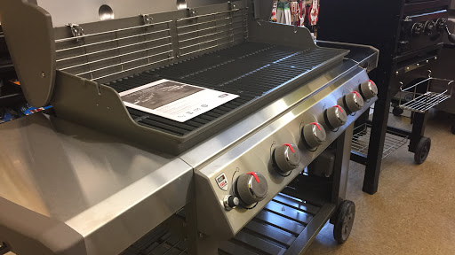 Hardware Store «Northwood Hardware, Home & Garden», reviews and photos, 6053 S Glen Lake Rd, Glen Arbor, MI 49636, USA