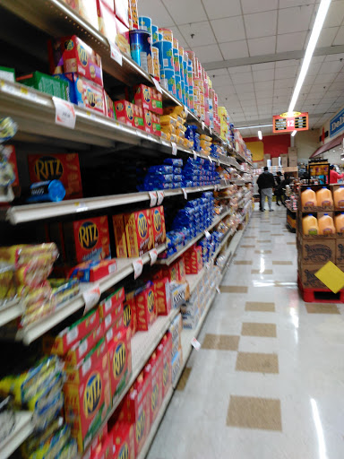 Supermarket «Fine Fare Supermarket», reviews and photos, 200 W Buttonwood St, Reading, PA 19601, USA