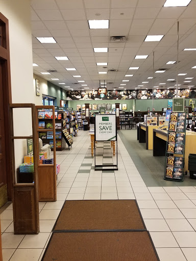 Book Store «Barnes & Noble», reviews and photos, 19401 Alderwood Mall Pkwy, Lynnwood, WA 98036, USA