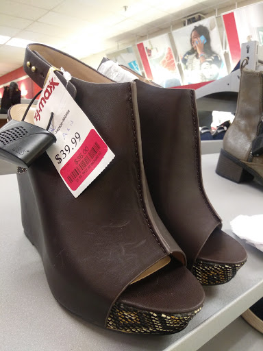Department Store «T.J. Maxx», reviews and photos, 30965 Five Mile Road, Livonia, MI 48154, USA