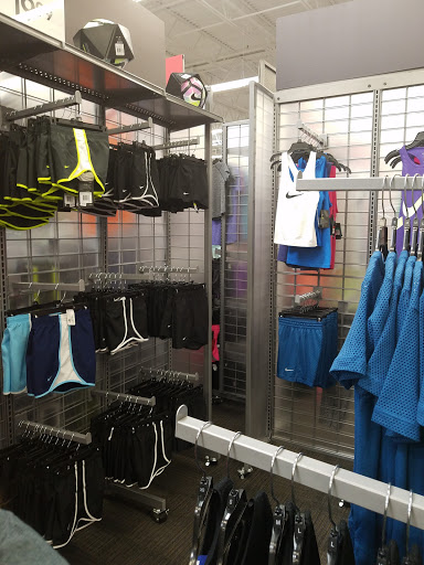 Sporting Goods Store «Academy Sports + Outdoors», reviews and photos, 9997 Crossing Way #800, Denham Springs, LA 70726, USA