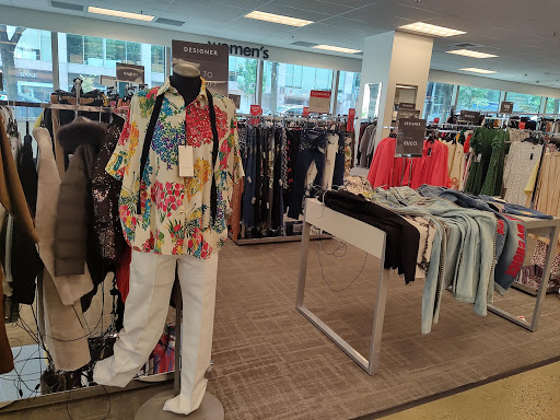 Department Store «Nordstrom Rack Downtown DC», reviews and photos, 1800 L St NW, Washington, DC 20036, USA