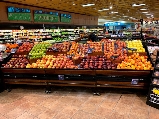 Supermarket «Price Chopper», reviews and photos, 410 Queen St, Southington, CT 06489, USA