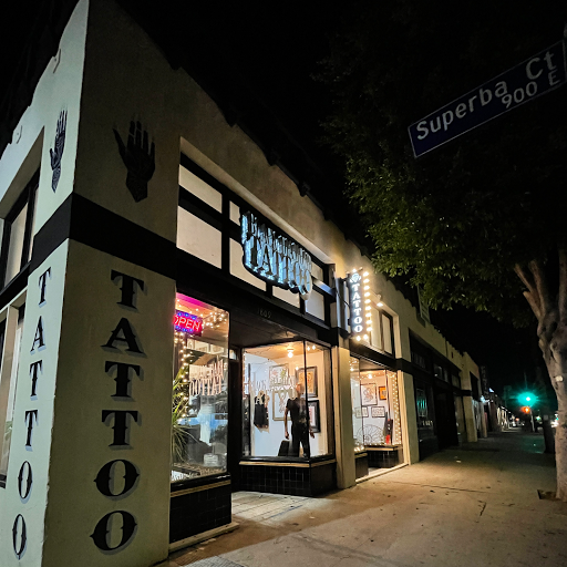 Tattoo Shop «Black Diamond Tattoo», reviews and photos, 412 Lincoln Blvd, Venice, CA 90291, USA