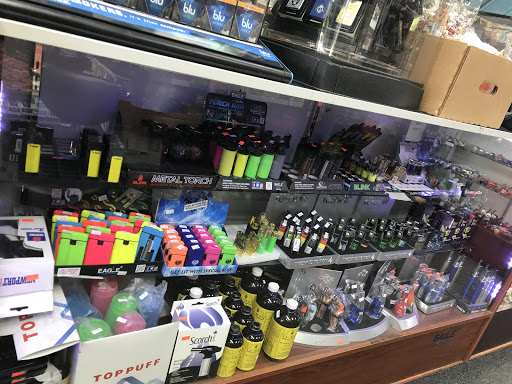 Tobacco Shop «Hickory Grove Discount Tobacco», reviews and photos, 7008 E W.T. Harris Blvd #23, Charlotte, NC 28215, USA