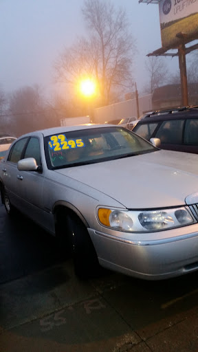 Used Car Dealer «RossCo Auto Sales», reviews and photos, 3333 1st Ave SE, Cedar Rapids, IA 52402, USA