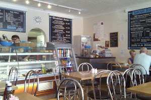 Short & Sweet Café & Coffee Shop
