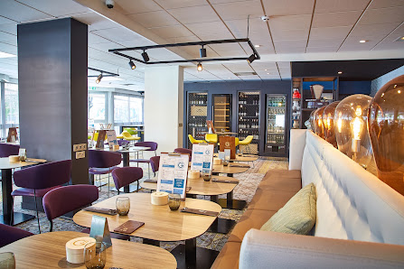 Gourmet Bron - Brasserie Maison 260 Av. Jean Monnet, 69500 Bron, France