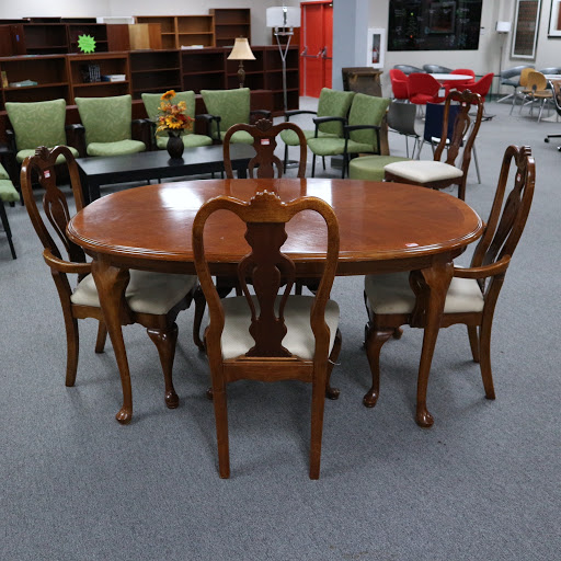 Office Furniture Store «Office Furniture Liquidations», reviews and photos, 4400 S Piedras Dr #101, San Antonio, TX 78228, USA