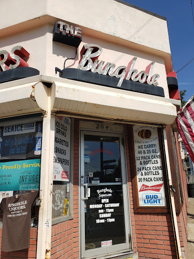 Liquor Store «Bung Hole Liquor Store», reviews and photos, 204 Derby St, Salem, MA 01970, USA