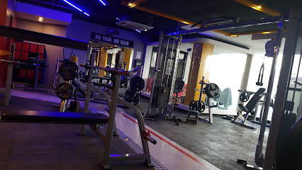 The Gym - Beverly Centre, First Floor،, Jinnah Ave, F 6/1 Blue Area, Islamabad, Islamabad Capital Territory 44000, Pakistan