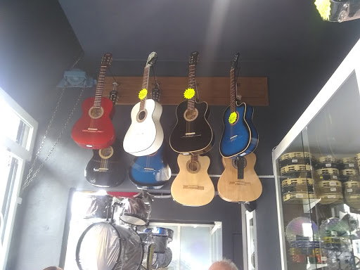 Tienda de instrumentos musicales usados Nezahualcóyotl