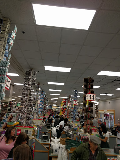 Home Goods Store «Christmas Tree Shops», reviews and photos, 15 Backus Ave Suite 42, Danbury, CT 06810, USA