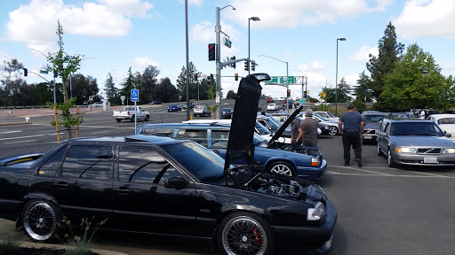 Car Dealer «Niello Volvo of Sacramento», reviews and photos, 4609 Madison Ave, Sacramento, CA 95841, USA
