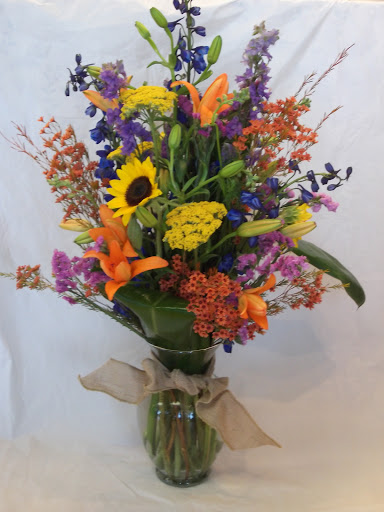 Florist «Roses Are Red Florist», reviews and photos, 425 5th Ave, Indialantic, FL 32903, USA