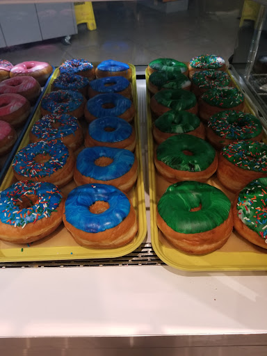 Donut Shop «Dandee Donut Factory», reviews and photos, 123 Pleasant St, Marblehead, MA 01945, USA