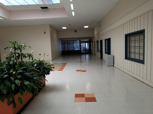 Shopping Mall «Innsbruck Mall», reviews and photos, 85 Tunnel Rd #40, Asheville, NC 28805, USA