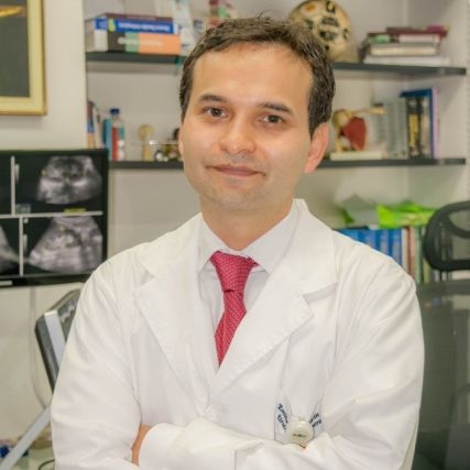 Dr. Emilio Jose Marin Niño, Urólogo