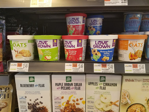 Grocery Store «The Fresh Market», reviews and photos, 11 Essington Dr, Hingham, MA 02043, USA