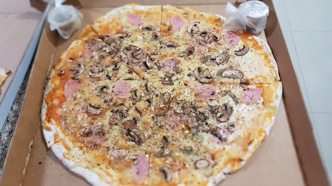 Opiniones de La Riell Pizza en Quito - Pizzeria