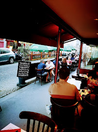 Atmosphère du Restaurant français L'Anvers du Décor à Paris - n°10