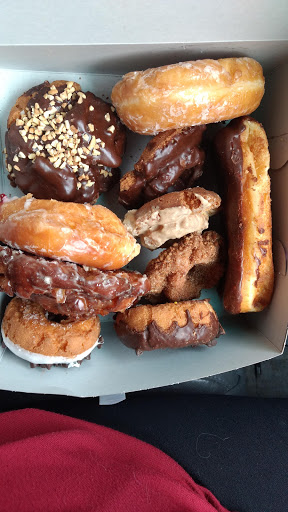 Donut Shop «King Pin Donuts», reviews and photos, 2521 Durant Ave A, Berkeley, CA 94704, USA