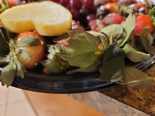 Gift Shop «Edible Arrangements», reviews and photos, 617 Uptown Blvd #105, Cedar Hill, TX 75104, USA