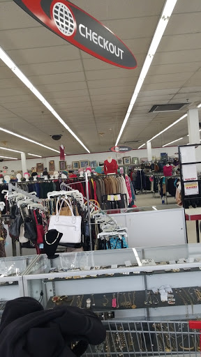 Thrift Store «Value World», reviews and photos, 11900 Detroit Ave, Lakewood, OH 44107, USA
