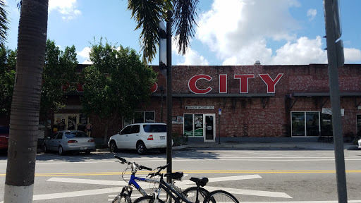 Supermarket «Pompano Supermarket», reviews and photos, 11 NE 3rd St, Pompano Beach, FL 33060, USA