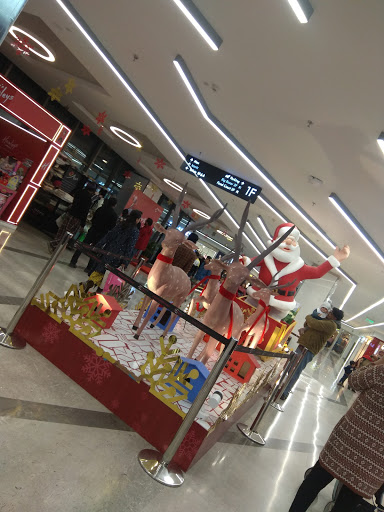 Pacific Mall Sector 21