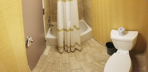 Conference Hotel «Eagle Crest Resort», reviews and photos, 1275 S Huron St, Ypsilanti, MI 48197, USA