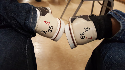 Bowling Alley «Tonawanda Bowling Center», reviews and photos, 574 Young St, Tonawanda, NY 14150, USA