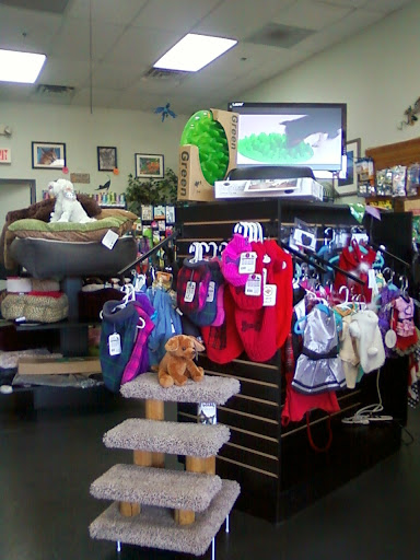 Pet Supply Store «Paw Prints Pet Supplies», reviews and photos, 1000 N Green Valley Pkwy, Henderson, NV 89074, USA