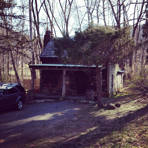 Lodge «Lydia Mountain Lodge and Log Cabins», reviews and photos, 3374 Spotswood Trail, Stanardsville, VA 22973, USA